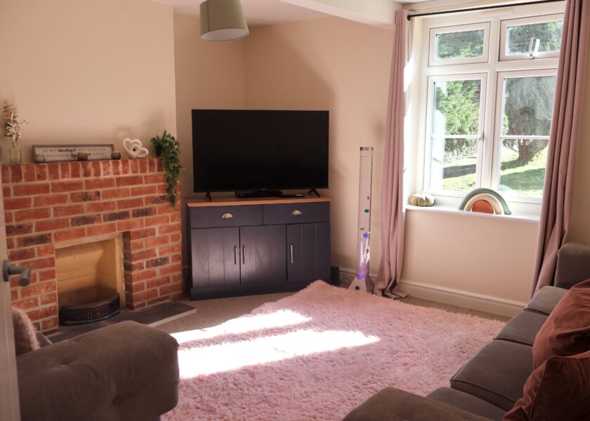 Lounge smaller
